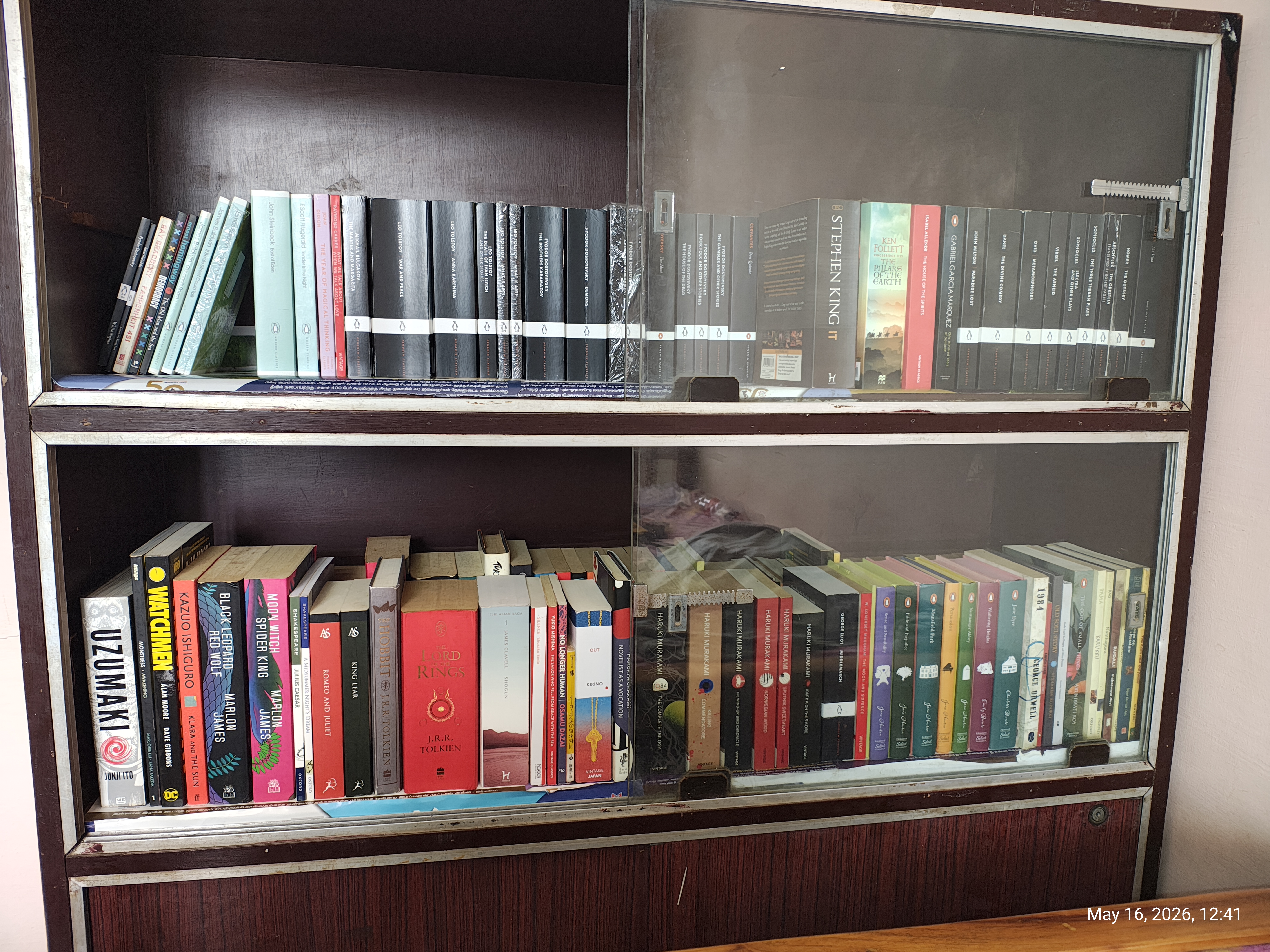 Bookshelf collection