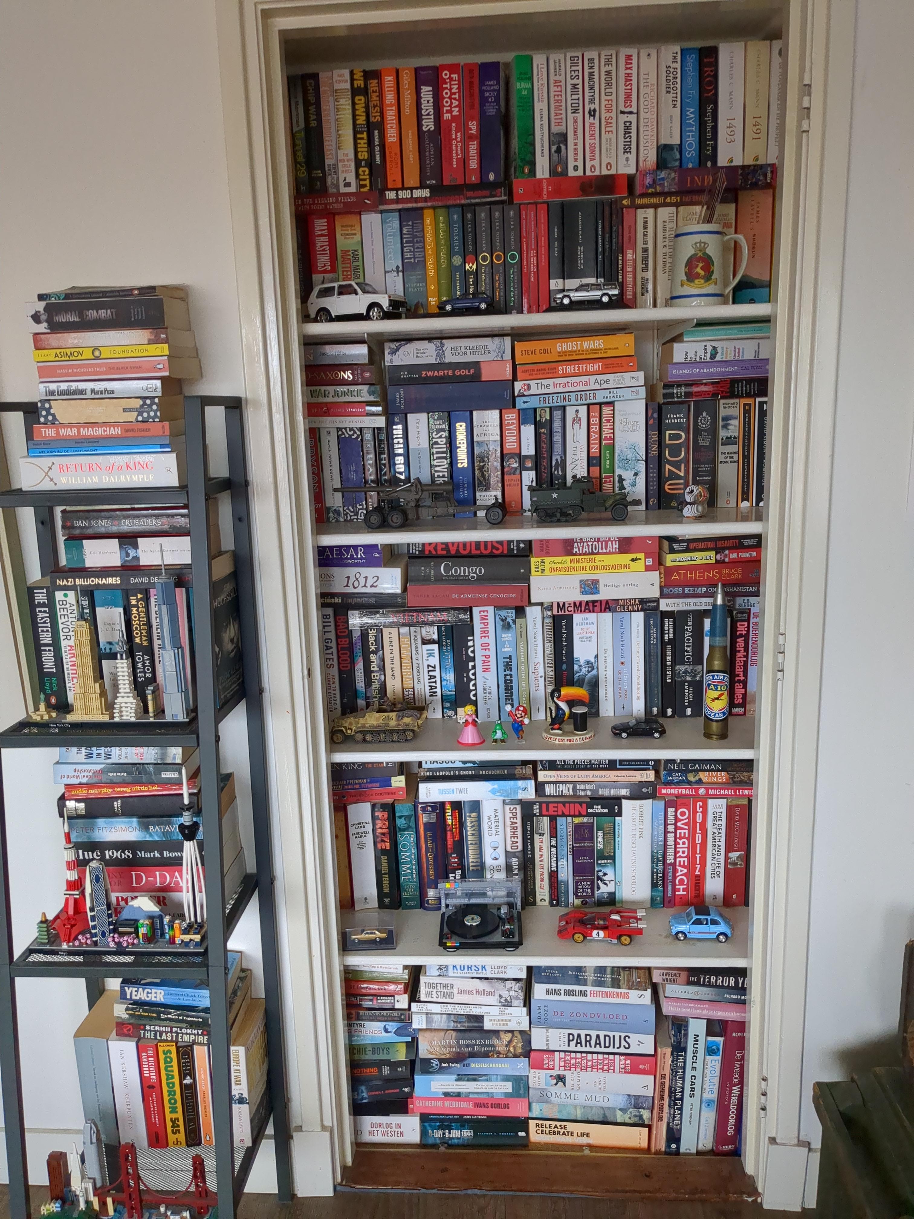 Bookshelf collection